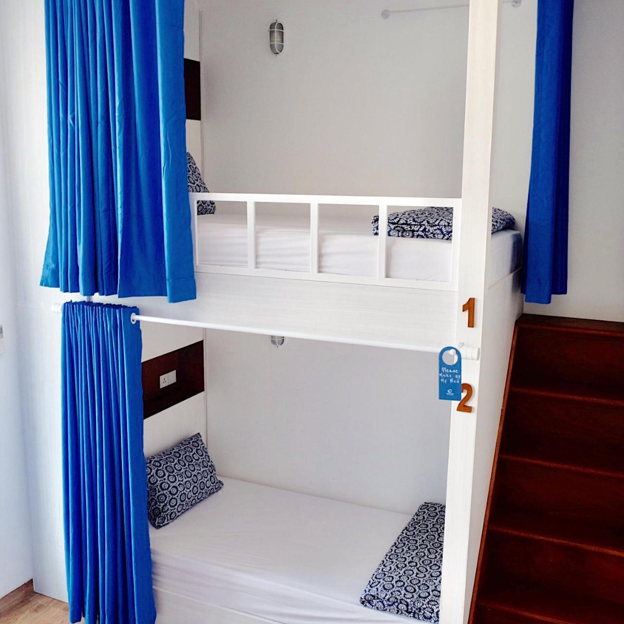 Dip & Doze Living Hostel Canggu Exterior foto